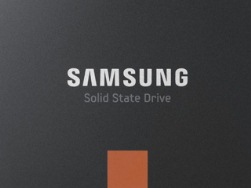Samsung выпустил два самых больших смартфона
